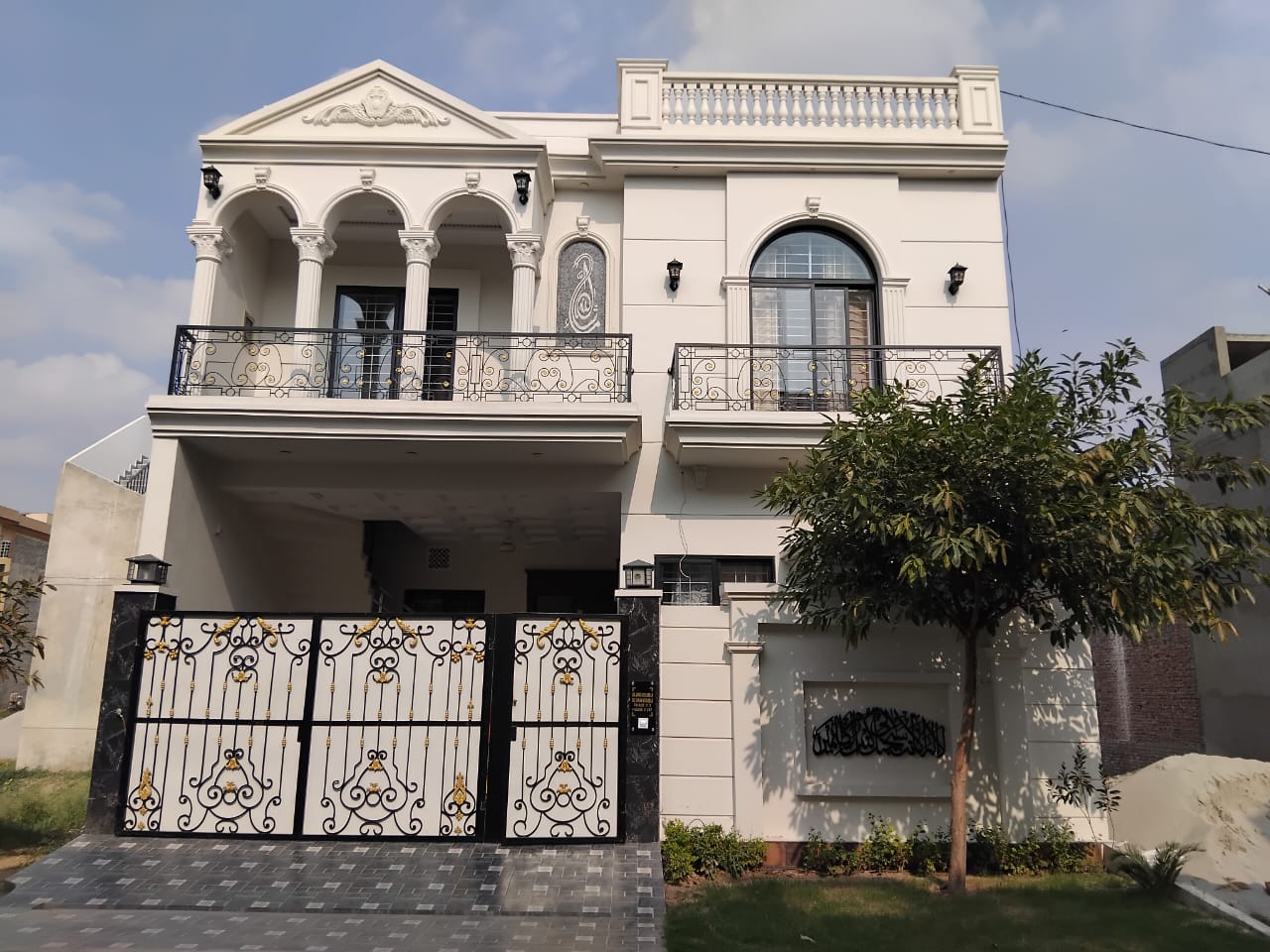 5 Marla House Razzaq Royale